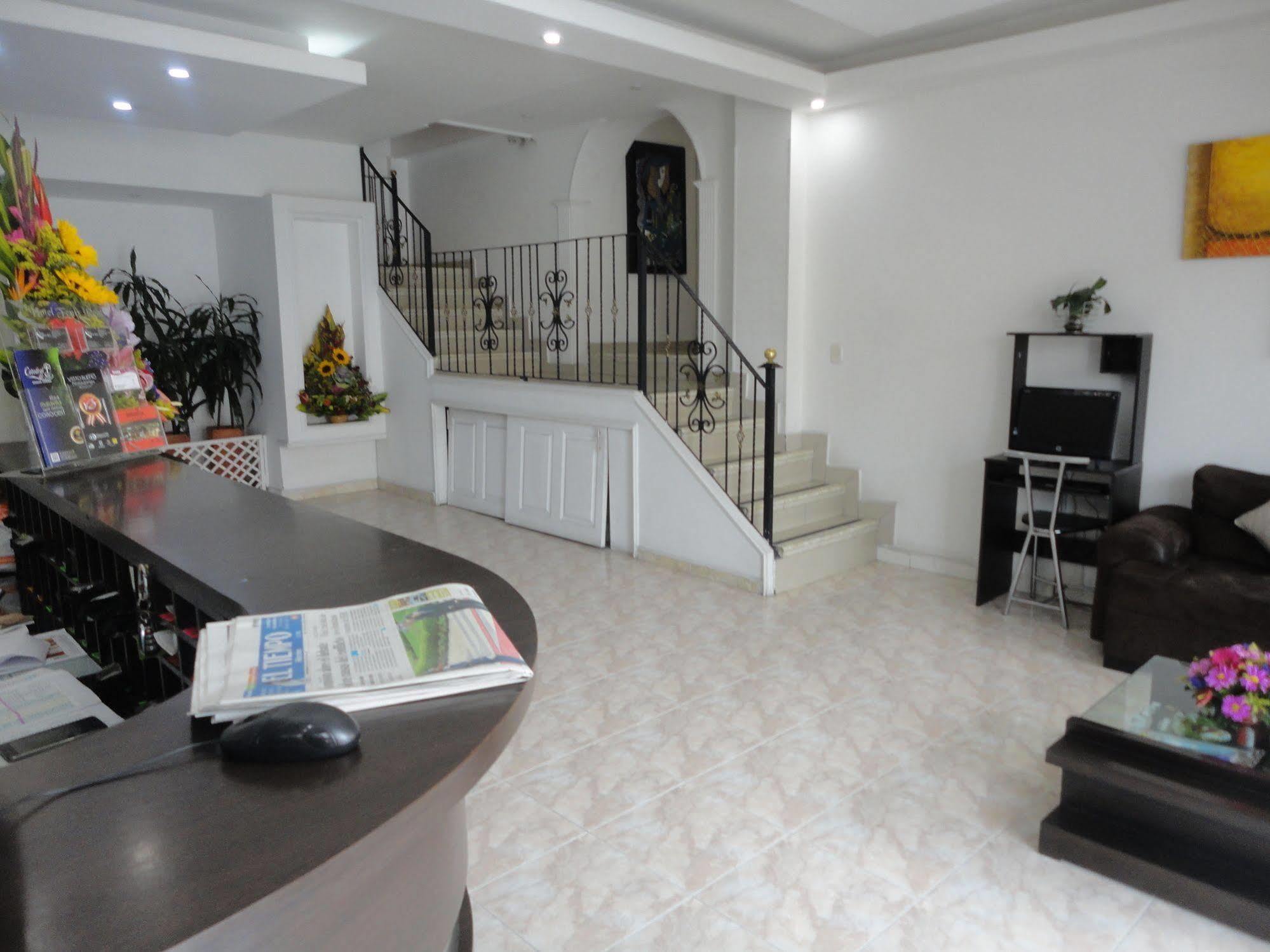 בוגוטה Hotel Fenix Real מראה חיצוני תמונה