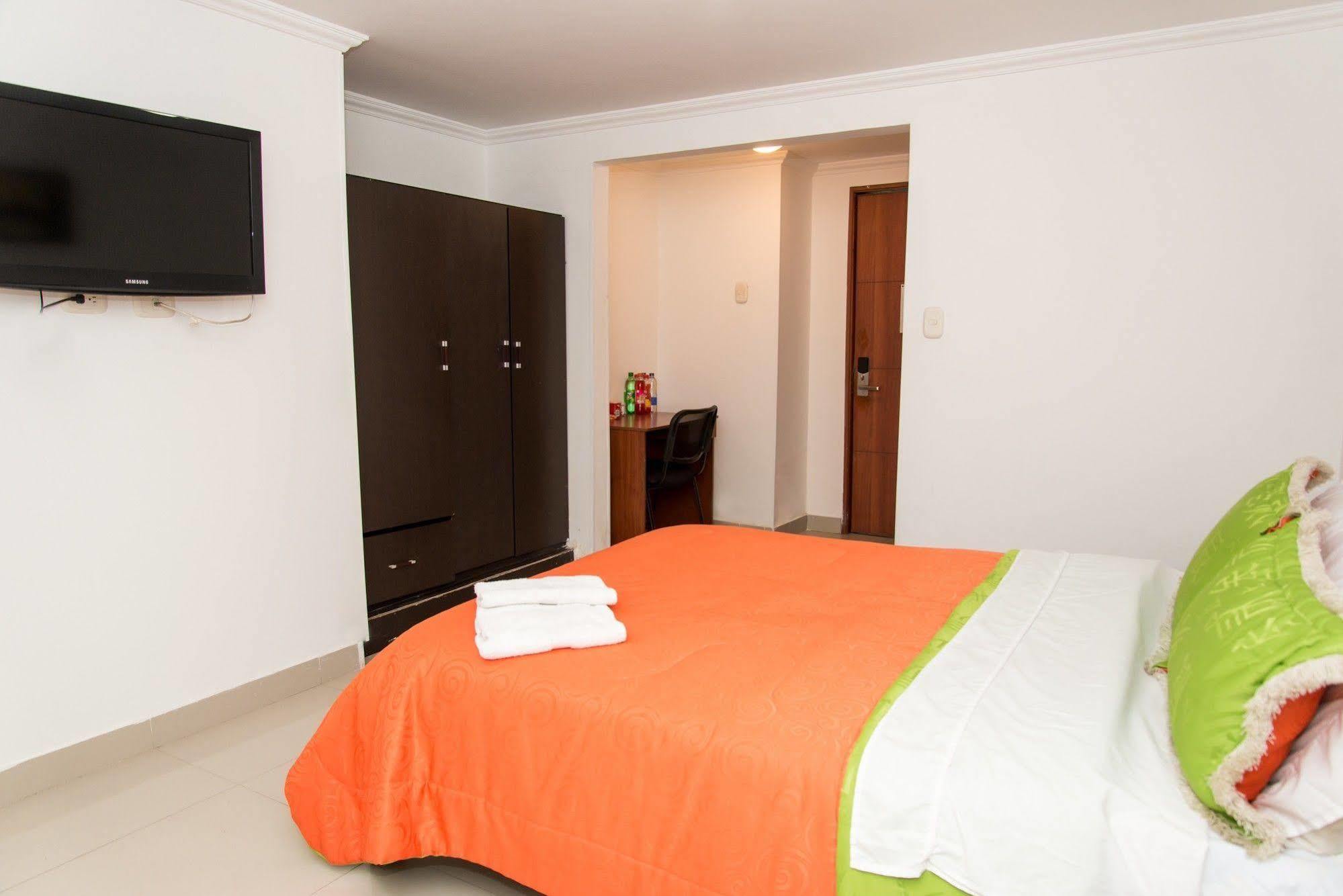 בוגוטה Hotel Fenix Real מראה חיצוני תמונה